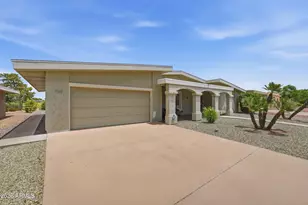 10822 W Mimosa Dr, Sun City, AZ 85373 - Photo 2