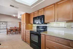 10822 W Mimosa Dr, Sun City, AZ 85373 - Photo 16