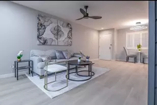 4303 E Cactus Rd, Phoenix, AZ 85032 - Photo 16