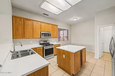 11199 W Monte Vista Road, Avondale, AZ 85392 - Photo 10