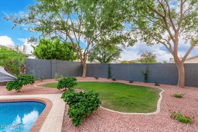 139 E Gail Drive, Gilbert, AZ 85296 - Photo 32