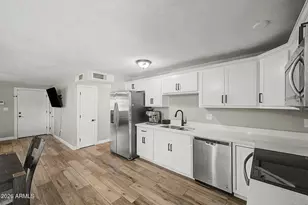 6141 W Alvarado Rd, Phoenix, AZ 85035 - Photo 10
