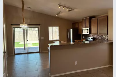 23826 W Yavapai Street, Buckeye, AZ 85326 - Photo 8