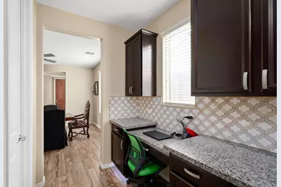 15658 W Cortez Street, Surprise, AZ 85379 - Photo 12
