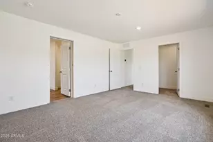 28425 N 250th Ln, Wittmann, AZ 85361 - Photo 8