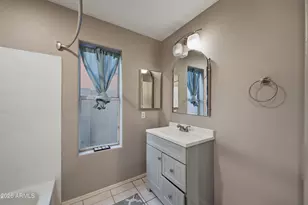 780 S Pineview Dr, Chandler, AZ 85226 - Photo 18