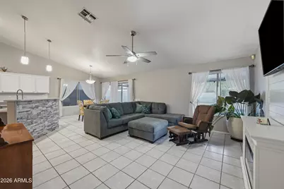 780 S Pineview Drive, Chandler, AZ 85226 - Photo 8
