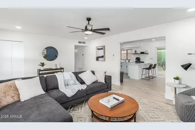 4511 N 31st Place, Phoenix, AZ 85016 - Photo 4
