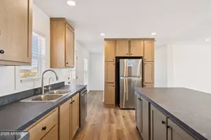 28428 N 250th Ln, Wittmann, AZ 85361 - Photo 8