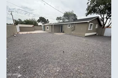 5838 W Turney Avenue, Phoenix, AZ 85031 - Photo 16