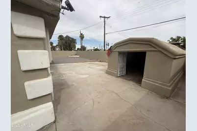 5838 W Turney Avenue, Phoenix, AZ 85031 - Photo 12