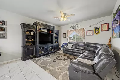 9560 W Kramer Place, Arizona City, AZ 85123 - Photo 6