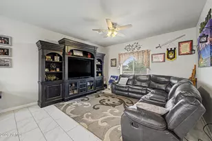9560 W Kramer Pl, Arizona City, AZ 85123 - Photo 6