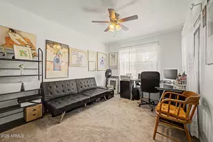 2534 E Wescott Dr, Phoenix, AZ 85050 - Photo 12