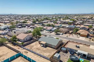 11354 W Cabrillo Dr, Arizona City, AZ 85123 - Photo 44