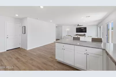 11354 W Cabrillo Drive, Arizona City, AZ 85123 - Photo 6