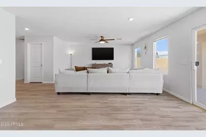11354 W Cabrillo Drive, Arizona City, AZ 85123 - Photo 14