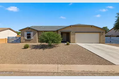 11354 W Cabrillo Drive, Arizona City, AZ 85123 - Photo 1