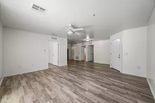 3065 N 67th Ave, Phoenix, AZ 85033 - Photo 4