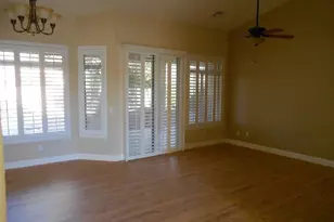 1802 S Pennington Dr, Chandler, AZ 85286 - Photo 2