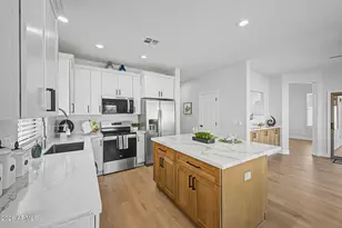 1135 S Rockwell St, Gilbert, AZ 85296 - Photo 6