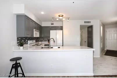 10080 E Mountainview Lake Drive #330, Scottsdale, AZ 85258 - Photo 12