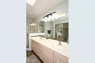 10080 E Mountainview Lake Drive #330, Scottsdale, AZ 85258 - Photo 18