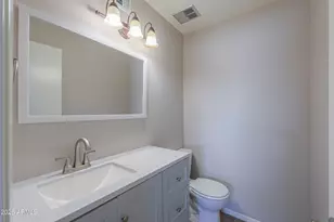 10200 N 95th Dr, Peoria, AZ 85345 - Photo 18