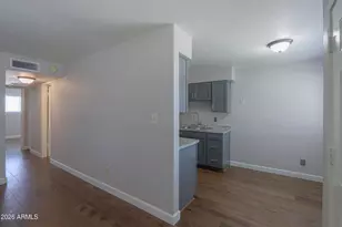 10200 N 95th Dr, Peoria, AZ 85345 - Photo 8