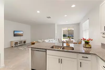 29111 N 31st Lane, Phoenix, AZ 85083 - Photo 10