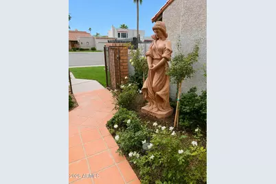 8098 E Del Trigo --, Scottsdale, AZ 85258 - Photo 2