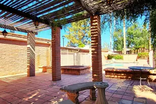 3056 N 32nd St, Phoenix, AZ 85018 - Photo 2