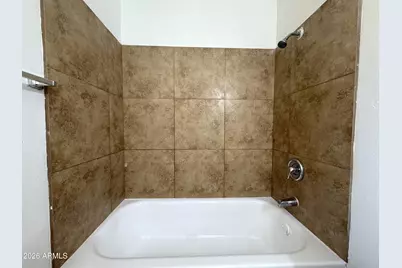 5902 W Highland Avenue, Phoenix, AZ 85033 - Photo 16