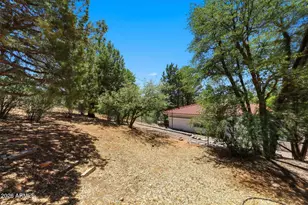 850 Country Club Dr, Prescott, AZ 86303 - Photo 34