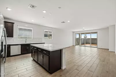 15737 W Corte Del Sol Este Drive, Waddell, AZ 85355 - Photo 6