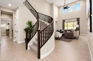 12646 W Cassia Trail, Peoria, AZ 85383 - Photo 10