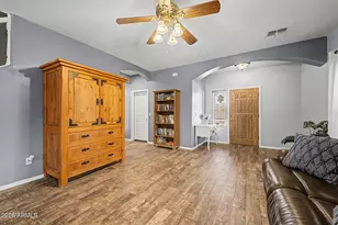 893 W Torrey Pines Blvd, Casa Grande, AZ 85122 - Photo 6
