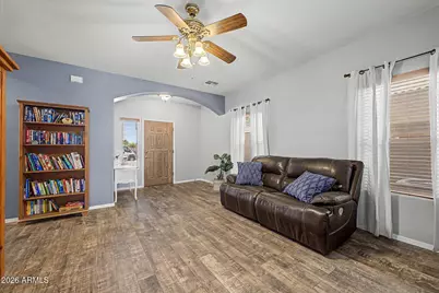 893 W Torrey Pines Boulevard, Casa Grande, AZ 85122 - Photo 4
