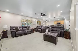 3159 W Matthew Dr, Phoenix, AZ 85027 - Photo 8