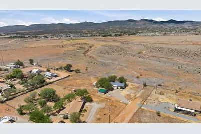 192 N Outback Road, Dewey, AZ 86327 - Photo 22