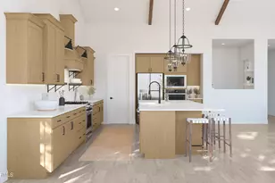 23116 N 77th Ln, Peoria, AZ 85383 - Photo 6