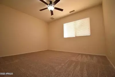 1842 N 112th Drive, Avondale, AZ 85392 - Photo 6