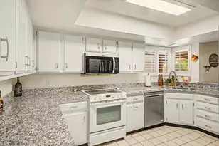 26417 S Truro Dr, Sun Lakes, AZ 85248 - Photo 12