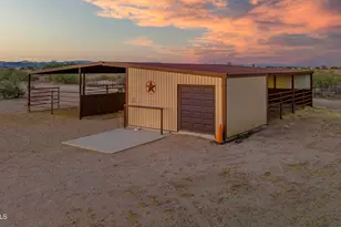 51921 N 461 Ave, Wickenburg, AZ 85390 - Photo 26