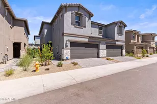 5844 E Covey Ln, Phoenix, AZ 85054 - Photo 2