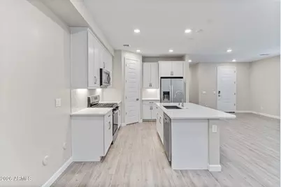 5844 E Covey Lane, Phoenix, AZ 85054 - Photo 12