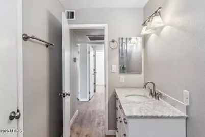 11643 S Iroquois Drive, Phoenix, AZ 85044 - Photo 14