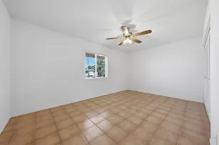 2331 E Betty Elyse Ln, Phoenix, AZ 85022 - Photo 18