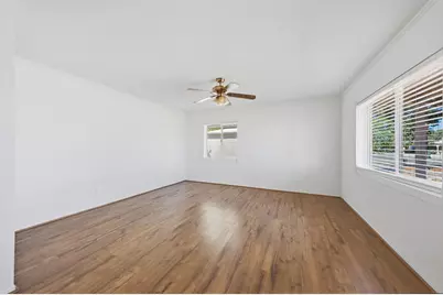 2331 E Betty Elyse Lane, Phoenix, AZ 85022 - Photo 4