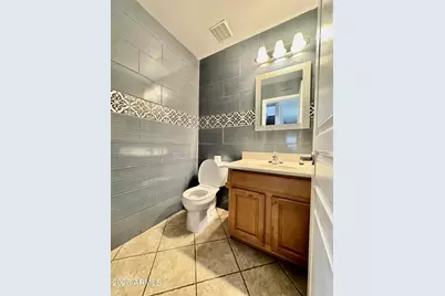 10502 W Edgemont Drive, Avondale, AZ 85392 - Photo 6